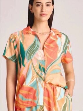 Vitamin A Orange Tropical Print Short-Sleeve Button-Down Shirt